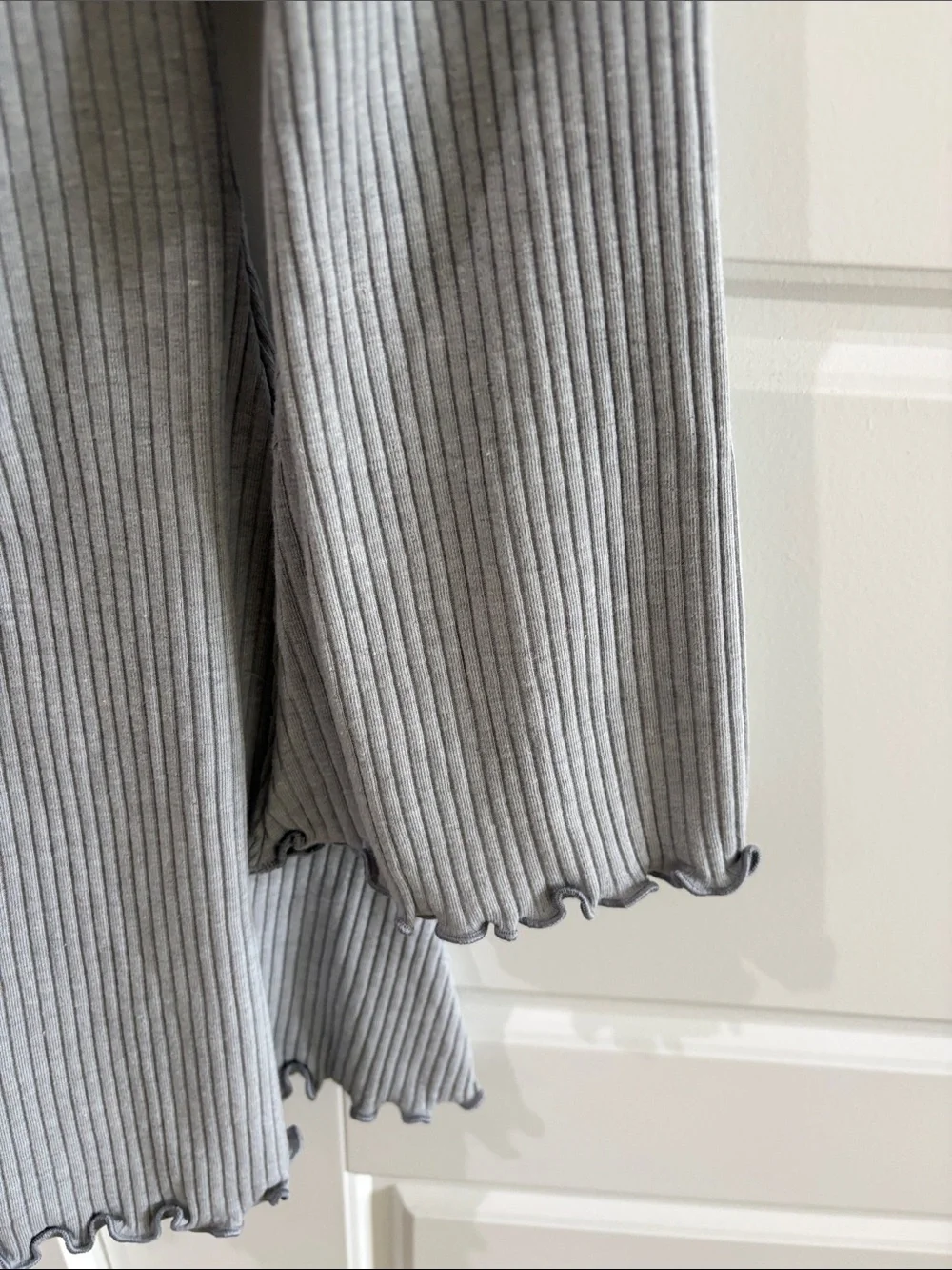 Girl’s SzS (6/7) Old Navy Ribbed Collared Long-Sleeve Tunic - Light Gray